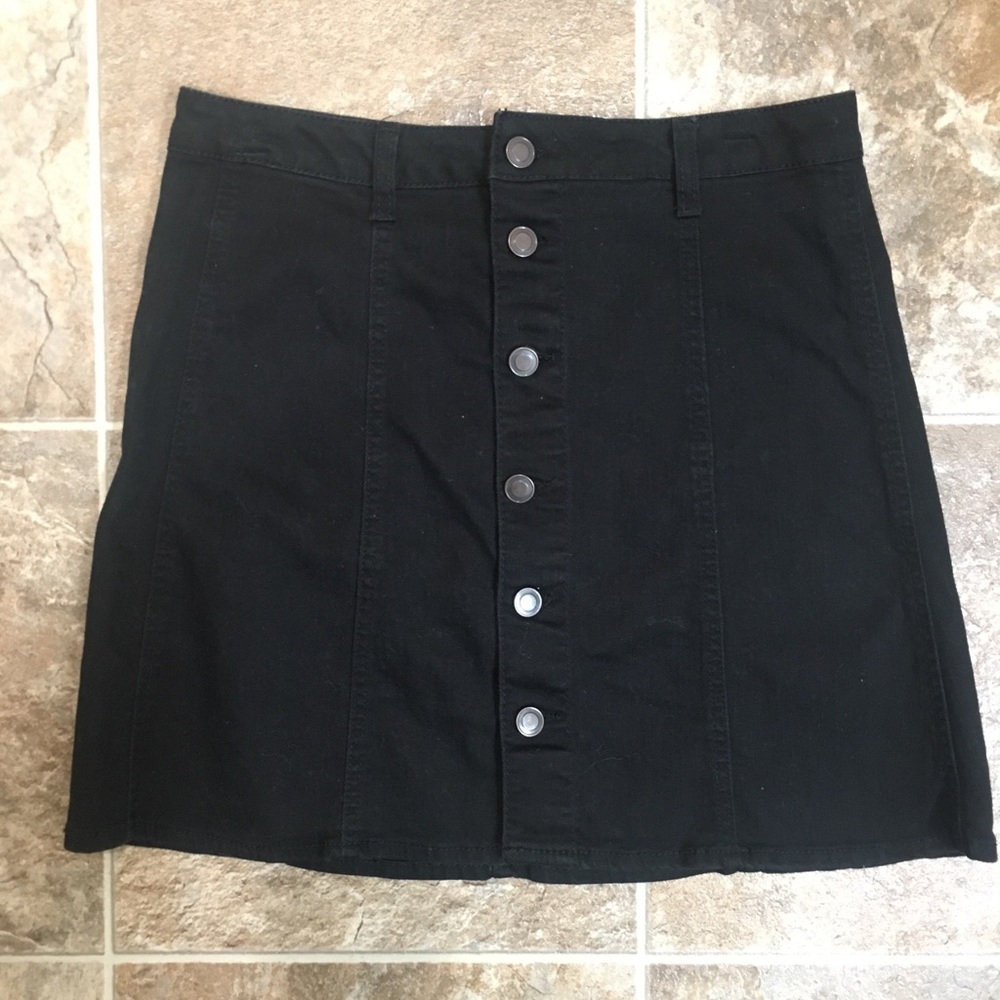 Black skirt